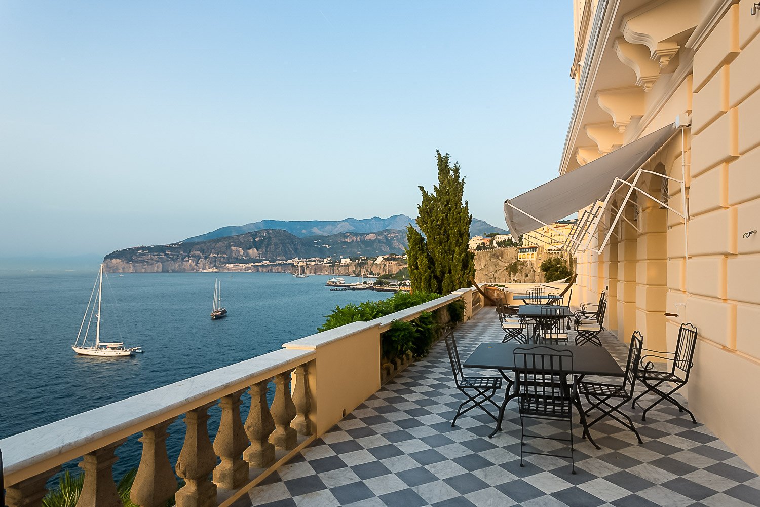 AmalfiCoast_VillaSyrene_02.jpg