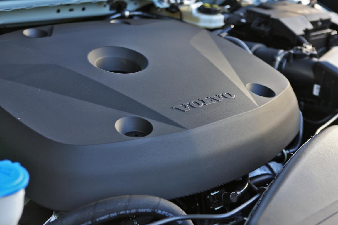 XC40-Motor-T5-Drive-E-2.jpg
