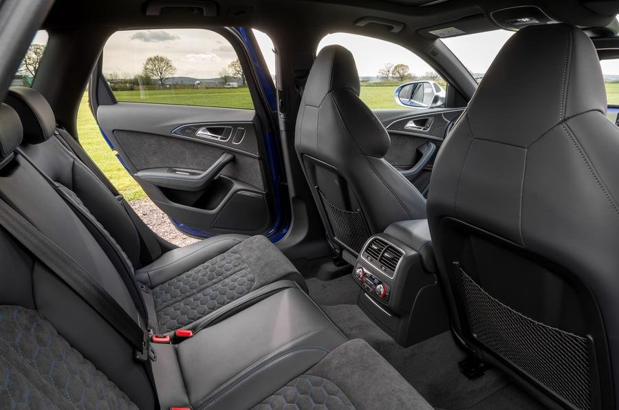 audi-rs6-rear-seats.jpg
