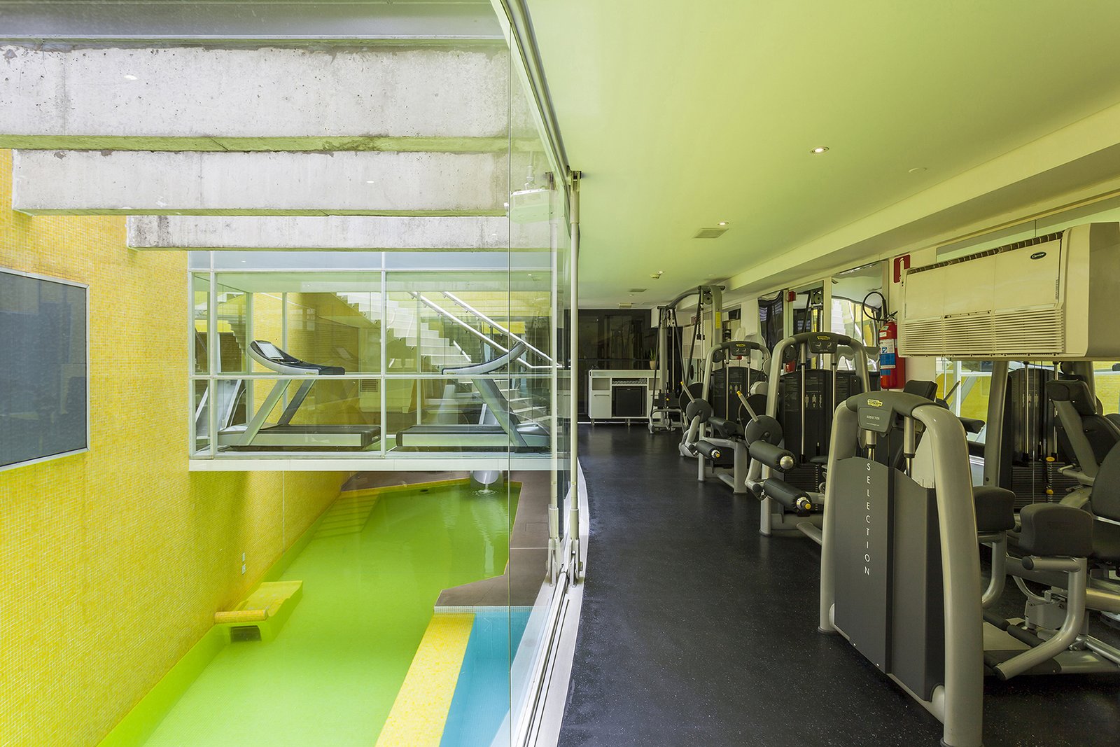 021_Hotel Unique_GYM.jpg