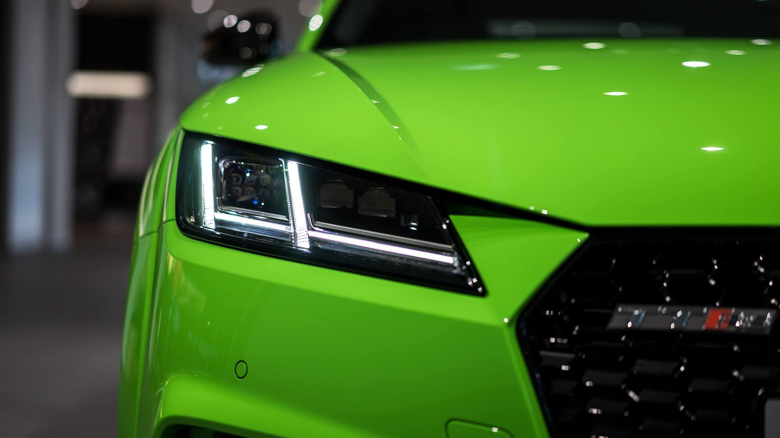 2017-audi-tt-rs-in-lime-green-looks-like-a-tiny-exotic-car_2.jpg