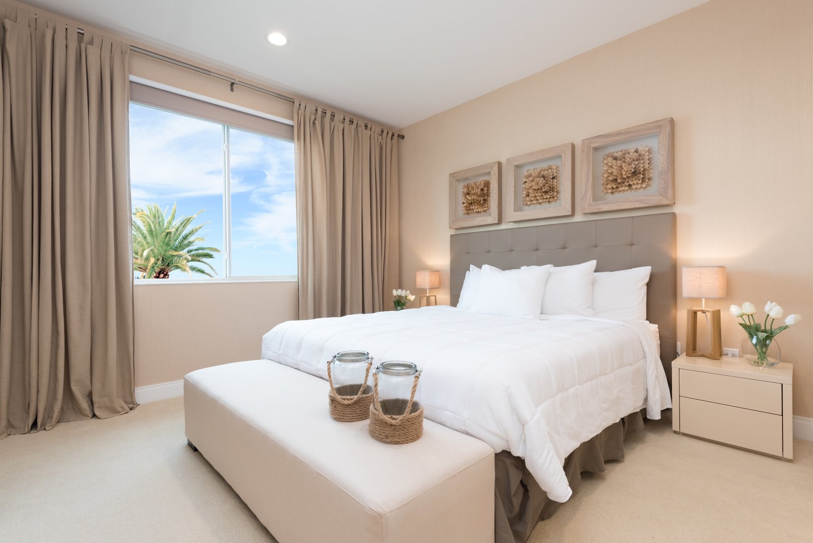 Bedroom 1.jpg