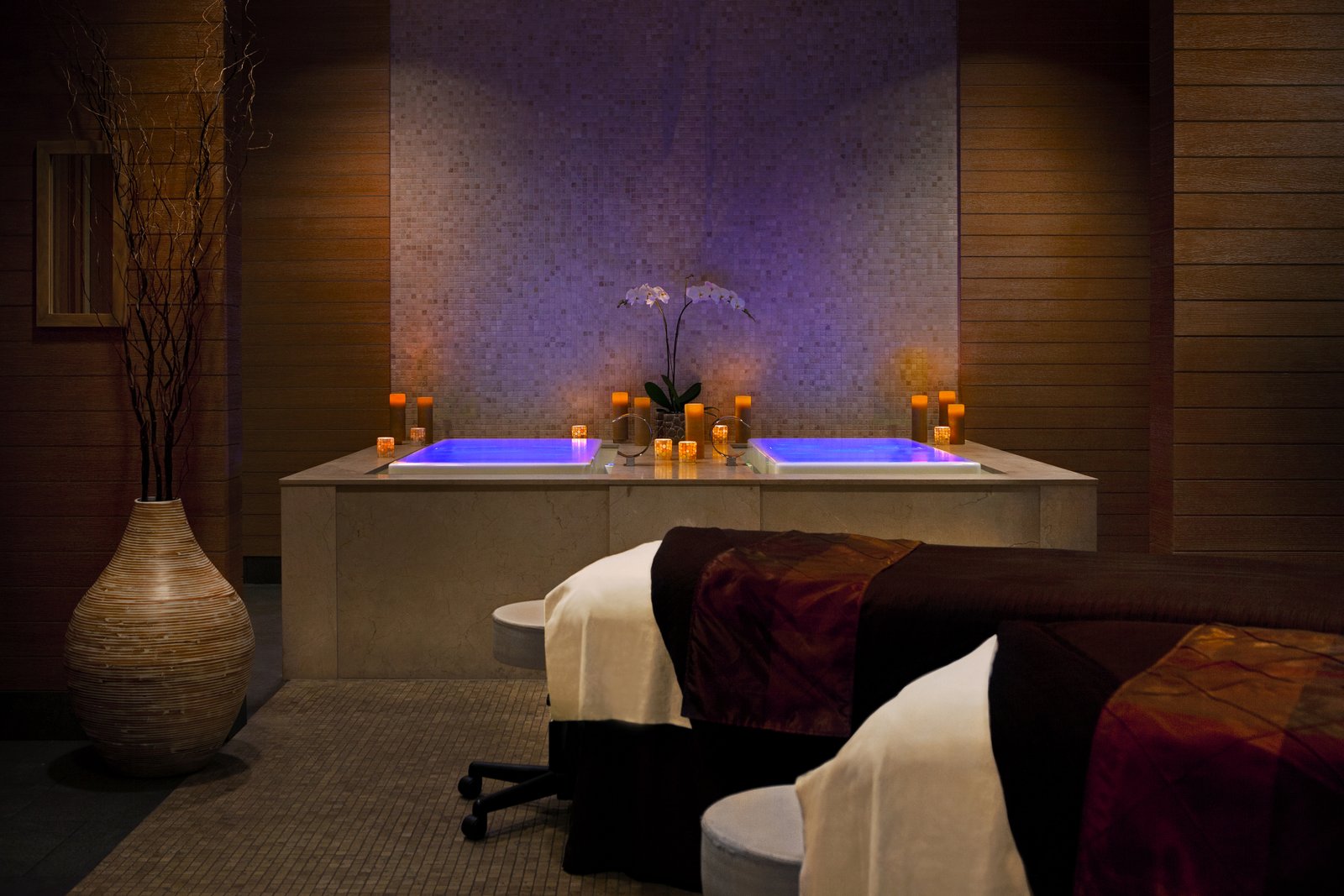 Trump-Chicago-Spa-Couples-Room3.jpg