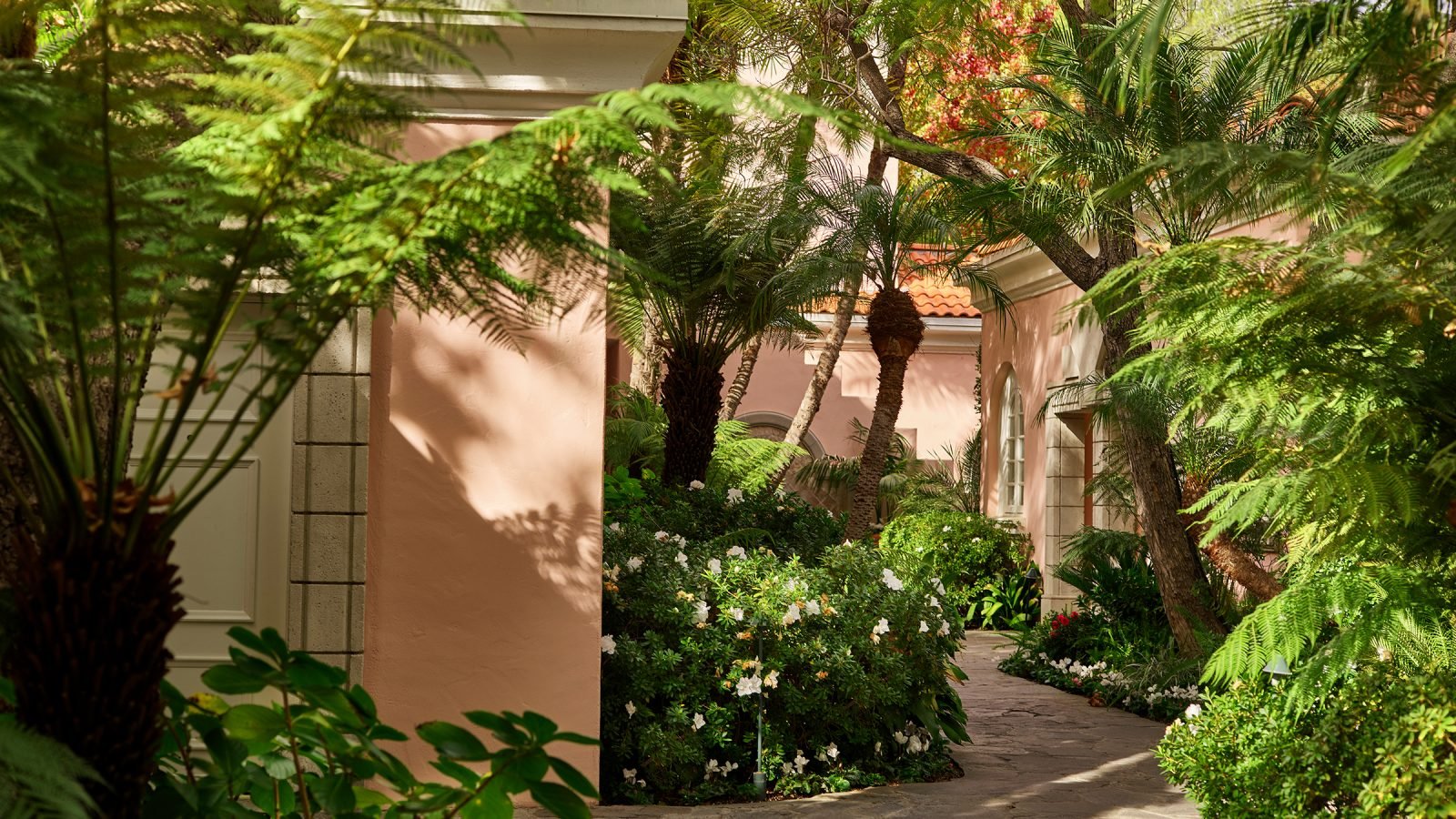 hotel-bel-air-sanctuary-16x9-1600x900.jpg