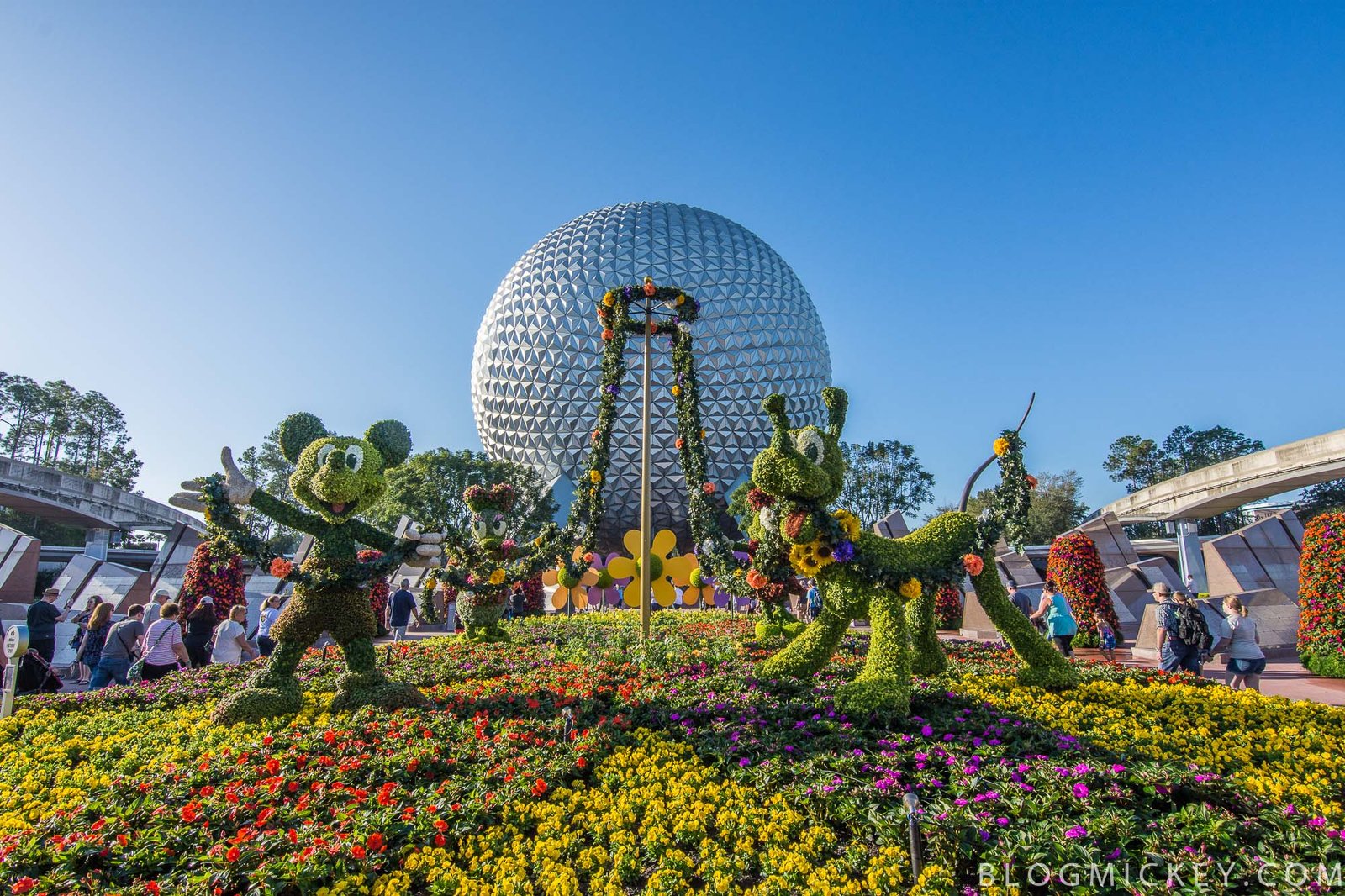 FlowerAndGarden-Topiaries-03012017-7-2.jpg