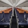 Cabine Premium Economy do Embraer E195-E2 da LATAM Airlines