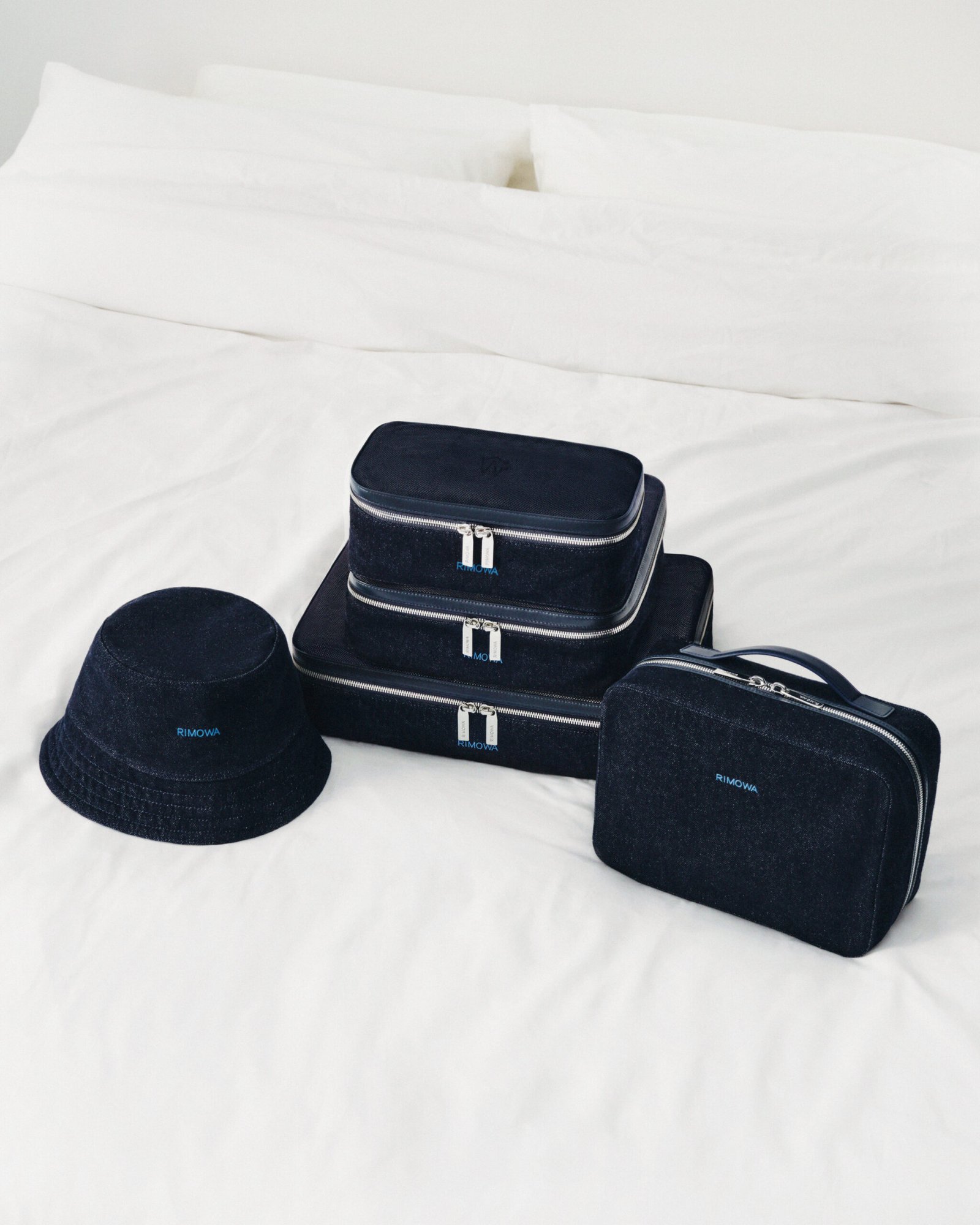 Acessórios Rimowa Ink Blue em denim e couro
