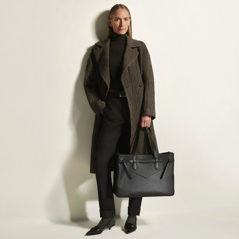 Bolsa Montblanc Envelope Horizontal Tote em couro Grain preto