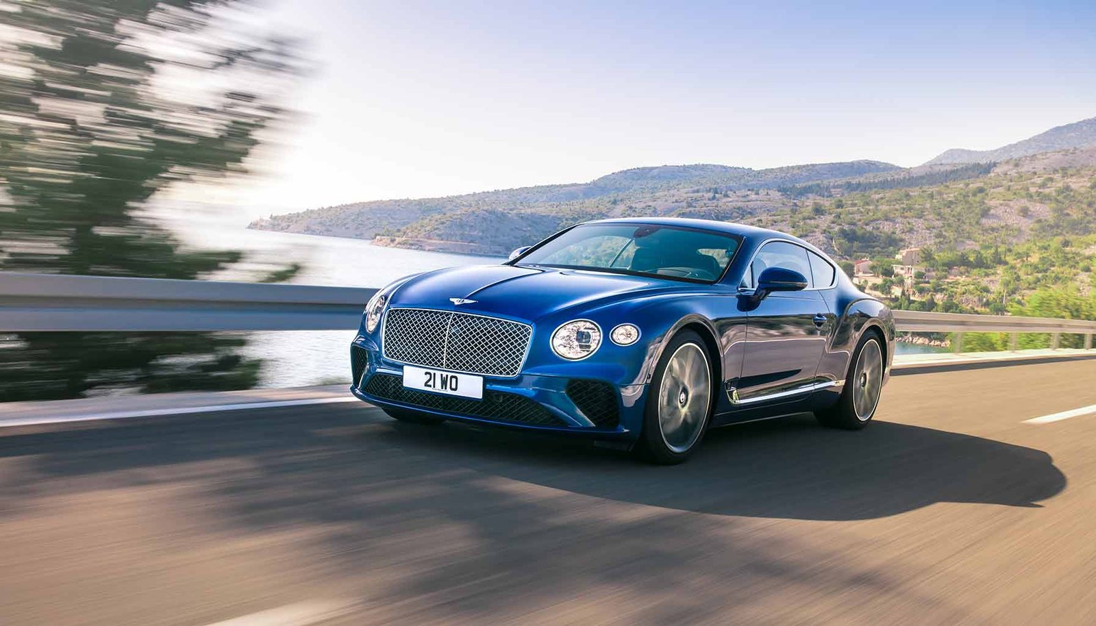 Bentley Continental GT de terceira geração em estúdio