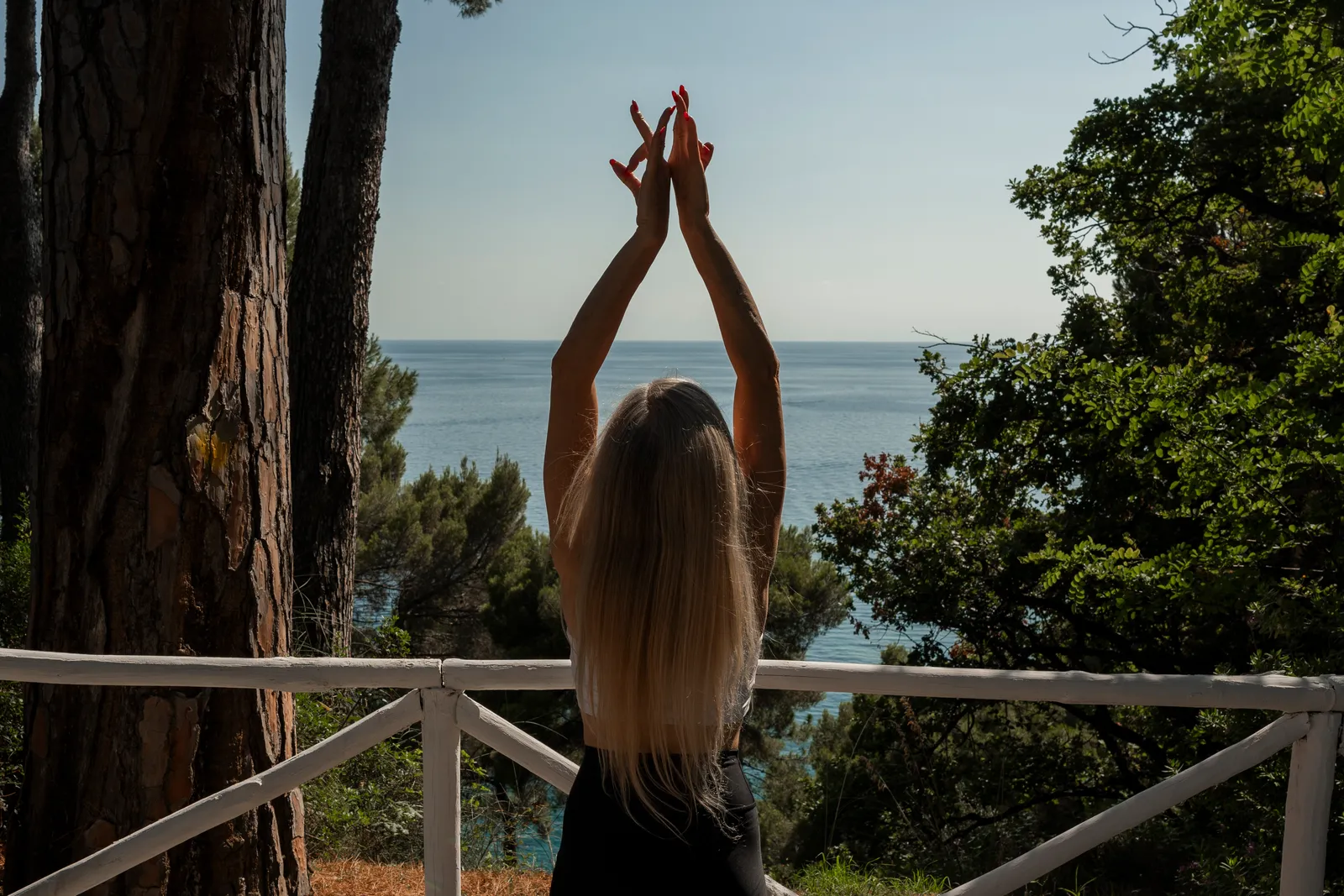 Sessão de yoga ao ar livre no Hotel Santavenere em Maratea