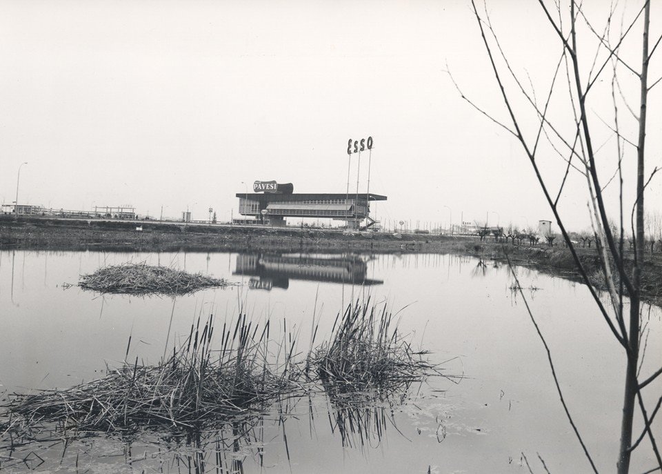 Ponte Autogrill de Montepulciano fotografada em 1968
