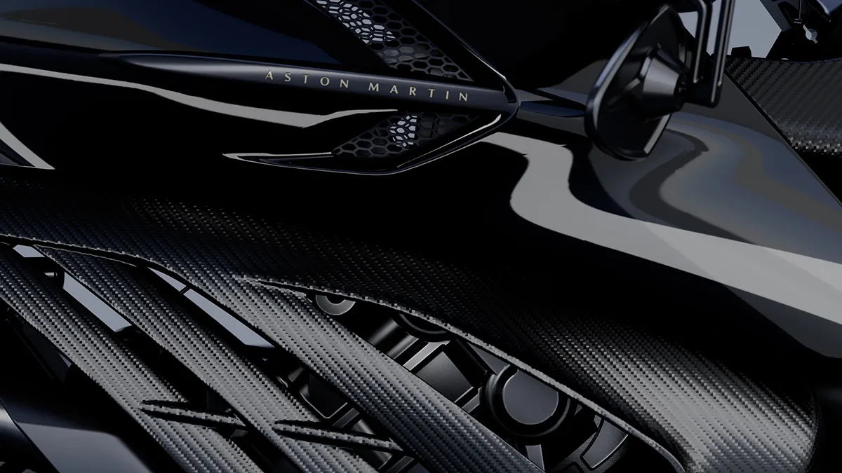Detalhe das strakes laterais da AMB 002 inspiradas em modelo da Aston Martin