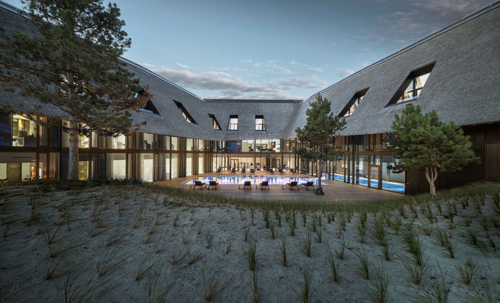 Ambiente clínico e sereno do Lanserhof Sylt, na Alemanha