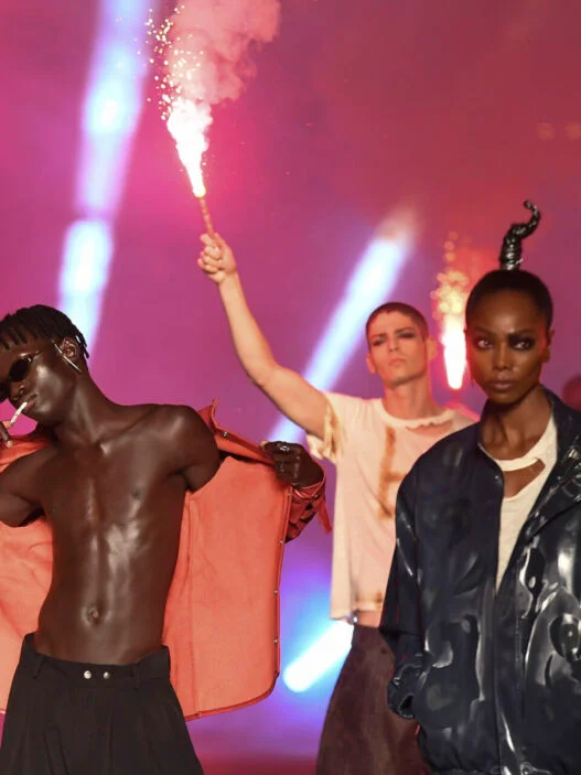 Desfile da Forca Studio na SPFW N61, Praça Charles Miller, São Paulo