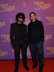 Rafael Pavarotti e Carlos Jereissati no jantar de abertura da exposição no Musée des Arts Décoratifs, em Paris