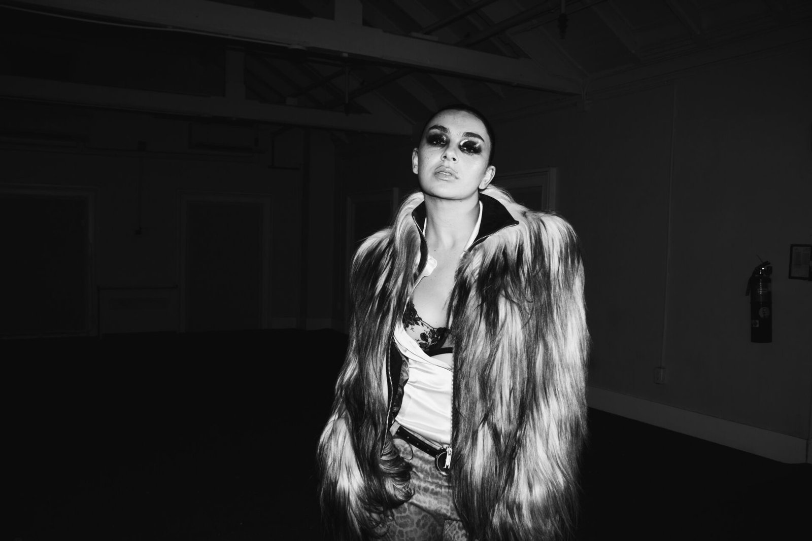 Charli xcx, headliner do Lollapalooza Brasil 2027