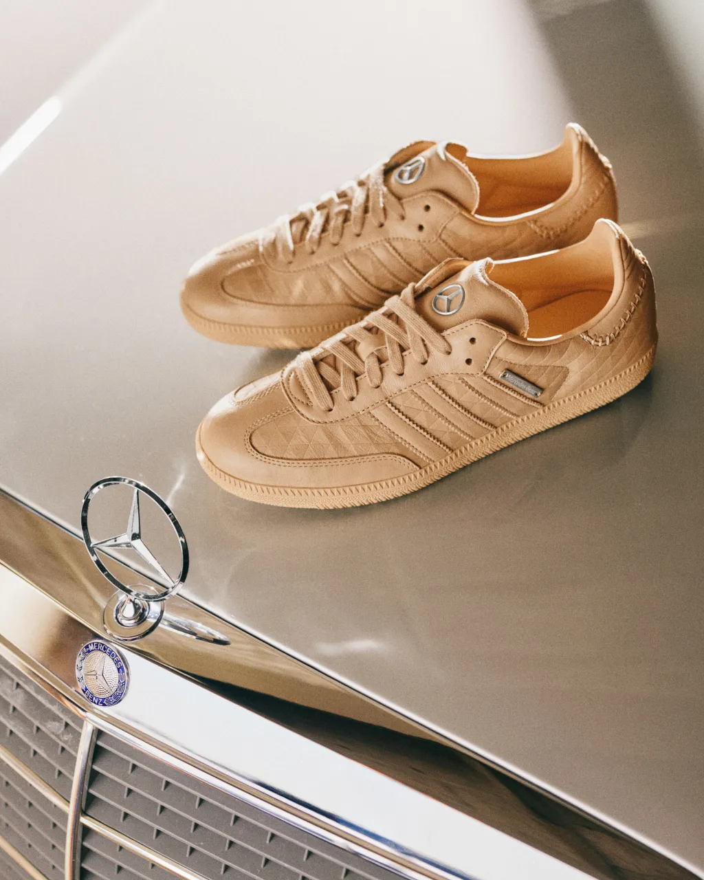 Samba OG Mercedes-Benz, detalhe da costura em diamante
