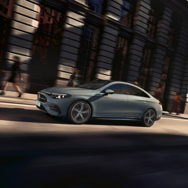 Mercedes-Benz CLA 200 AMG Line