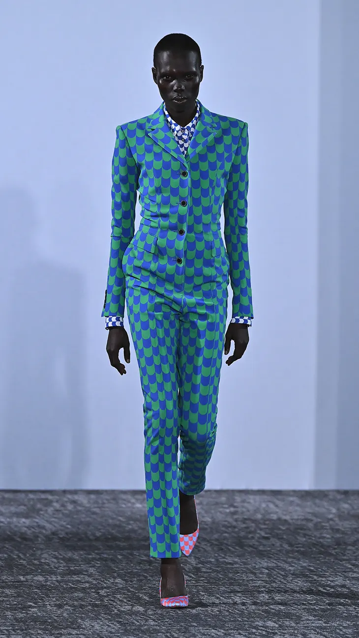 Look de Anrealage Verão 2027