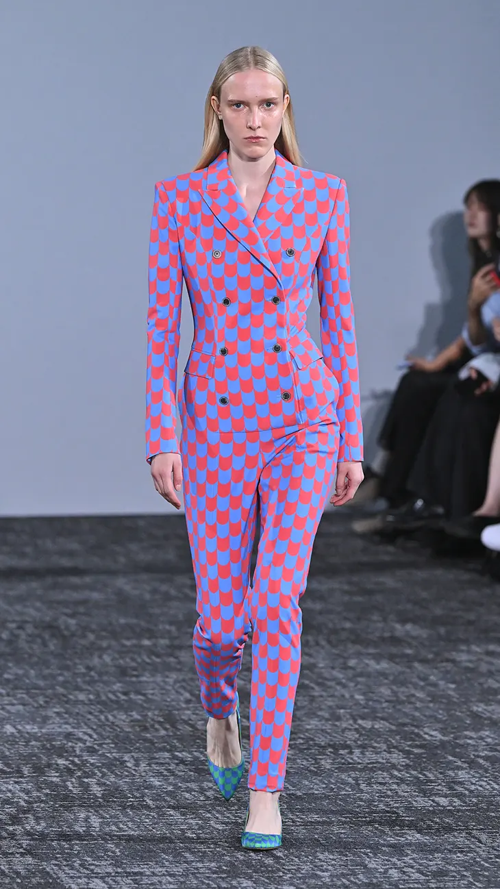 Look de Anrealage Verão 2027