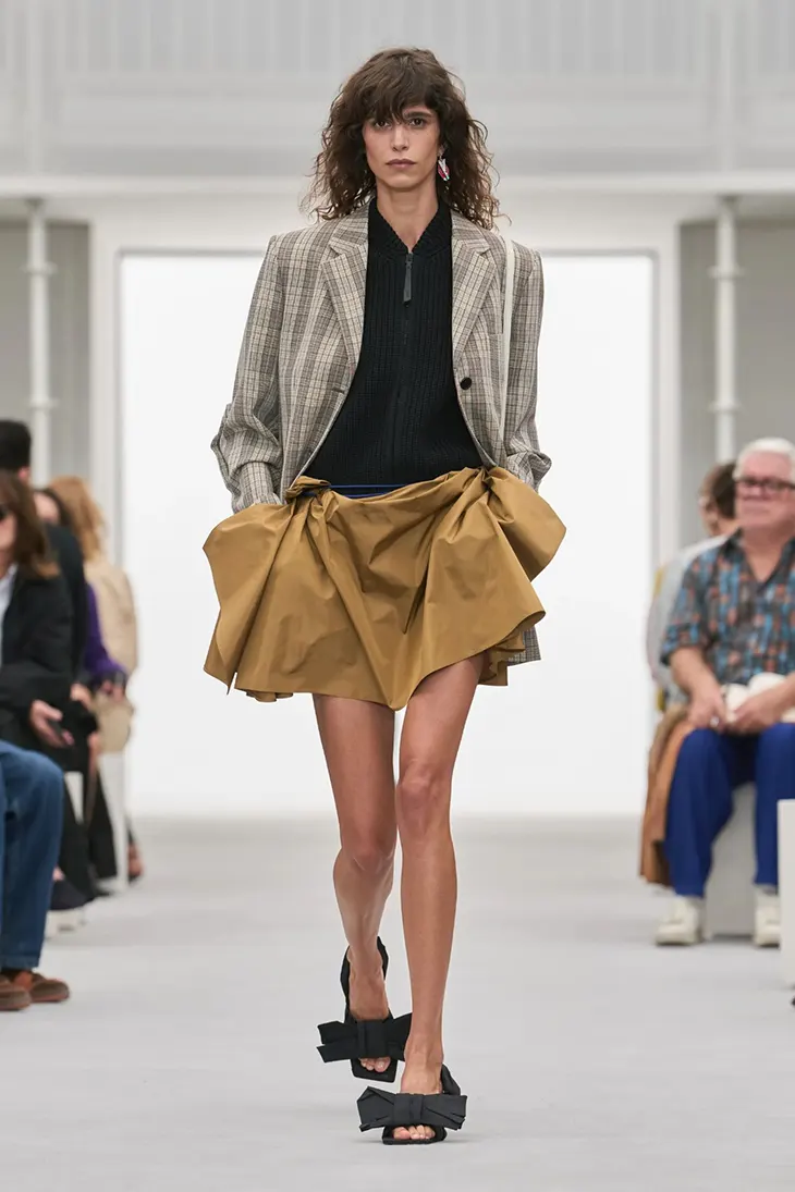 Look de Loewe Verão 2027