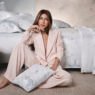 Anna Carolina Bassi com peças da coleção Trussardi per Anna Carolina Bassi