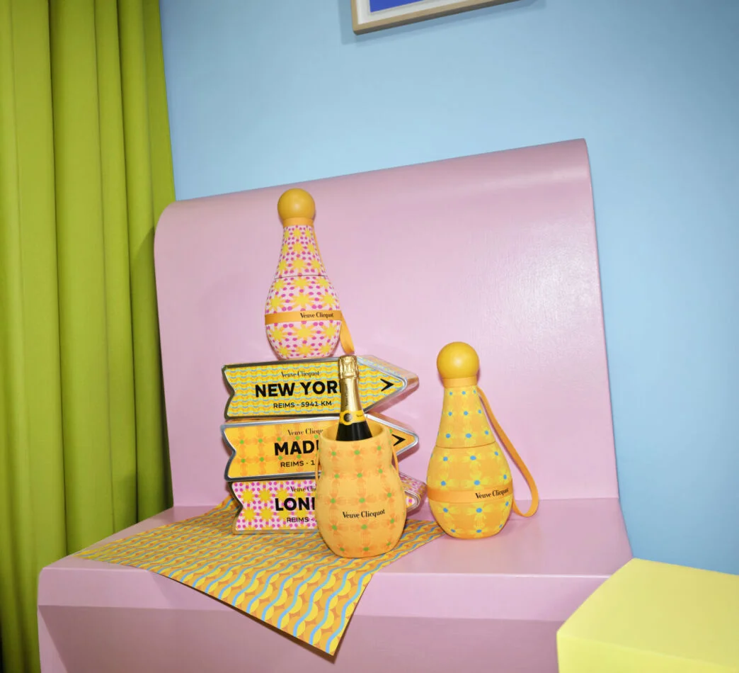 Coleção Chasing the Sun, de Yinka Ilori para a Veuve Clicquot, com Sun Holder, Sun Totem e Clicquot Arrow
