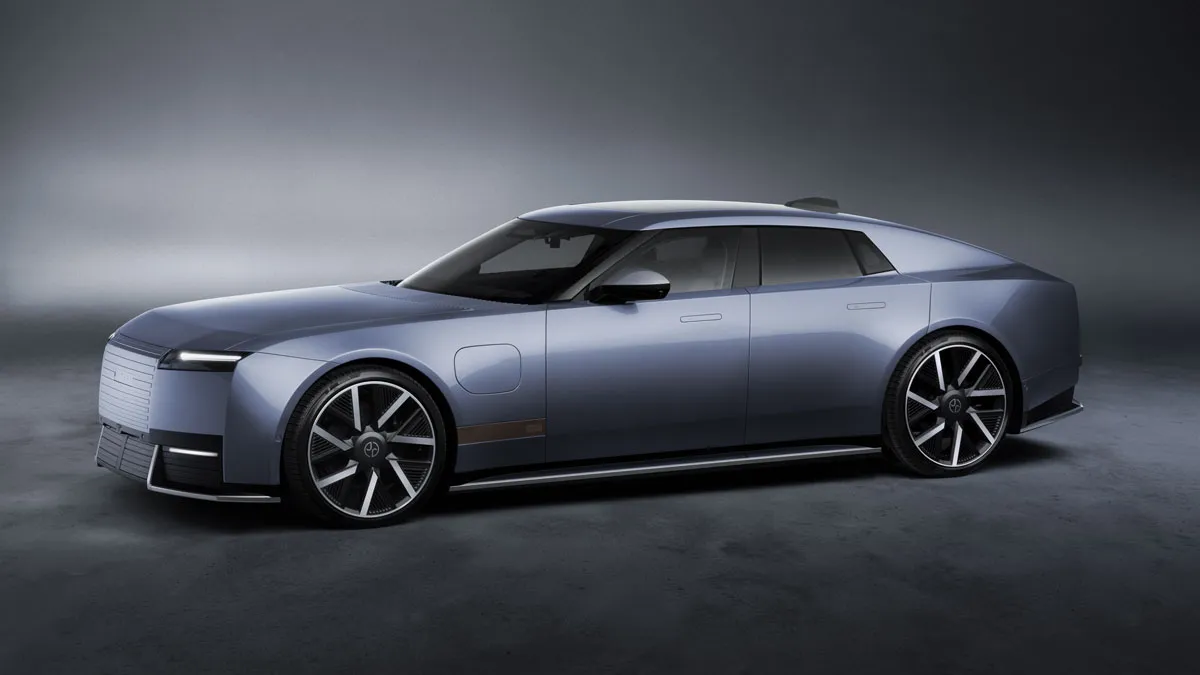 Jaguar Type 01 na cor Compelling Blue
