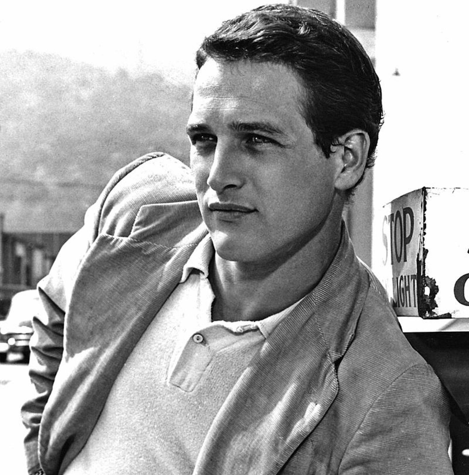 Paul Newman de camisa polo